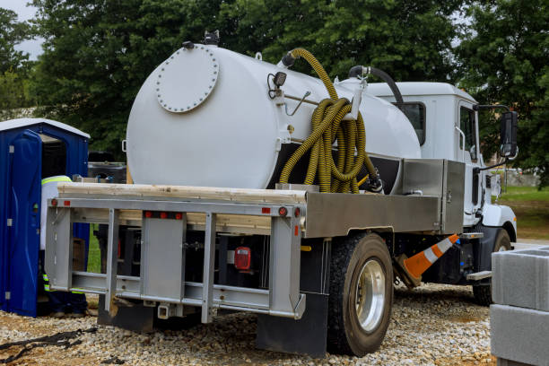 Best Portable restroom trailer rental  in Cave City, KY